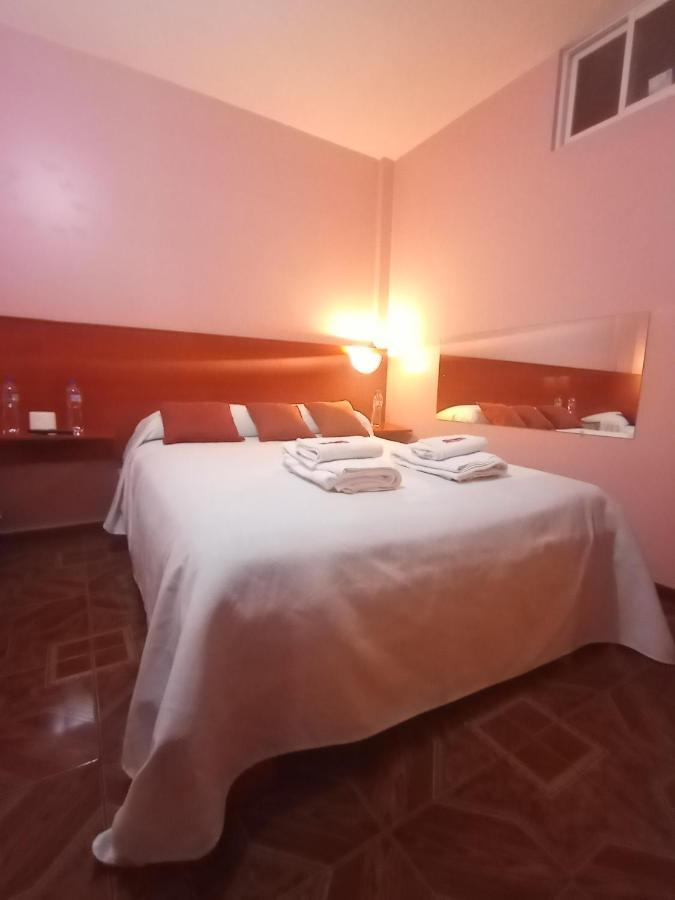 Hostal Sauna Water Palace 키토 외부 사진