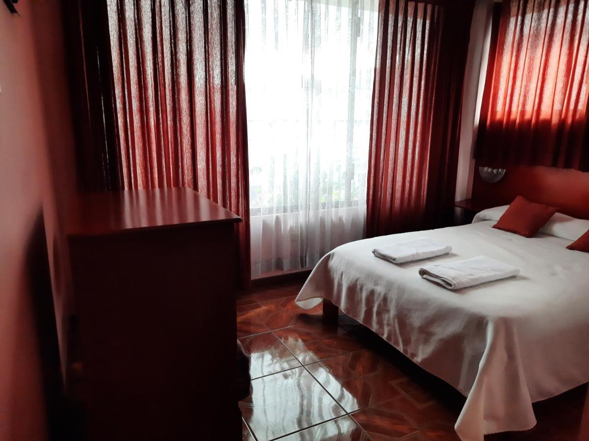 Hostal Sauna Water Palace 키토 외부 사진