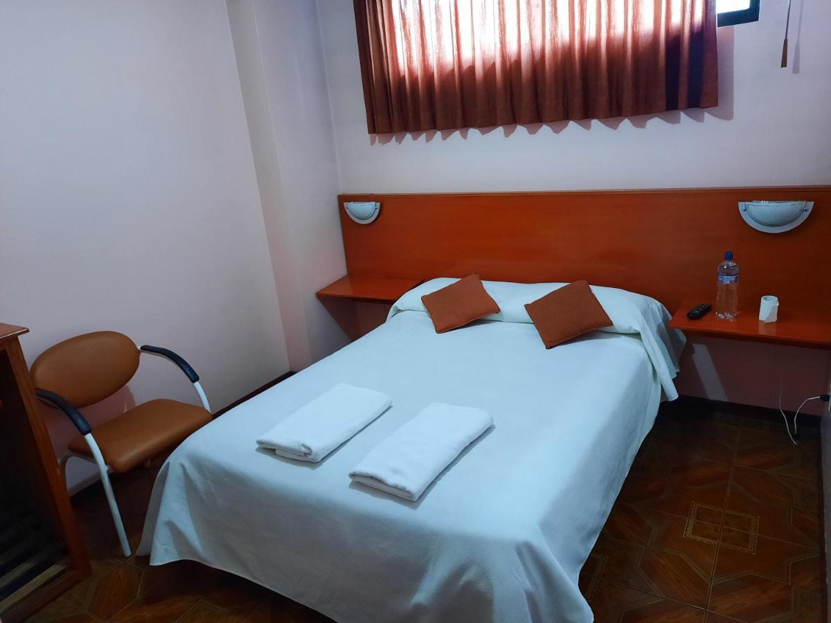Hostal Sauna Water Palace 키토 외부 사진